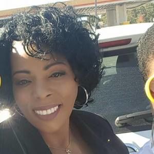 Meet your Posher, Carol